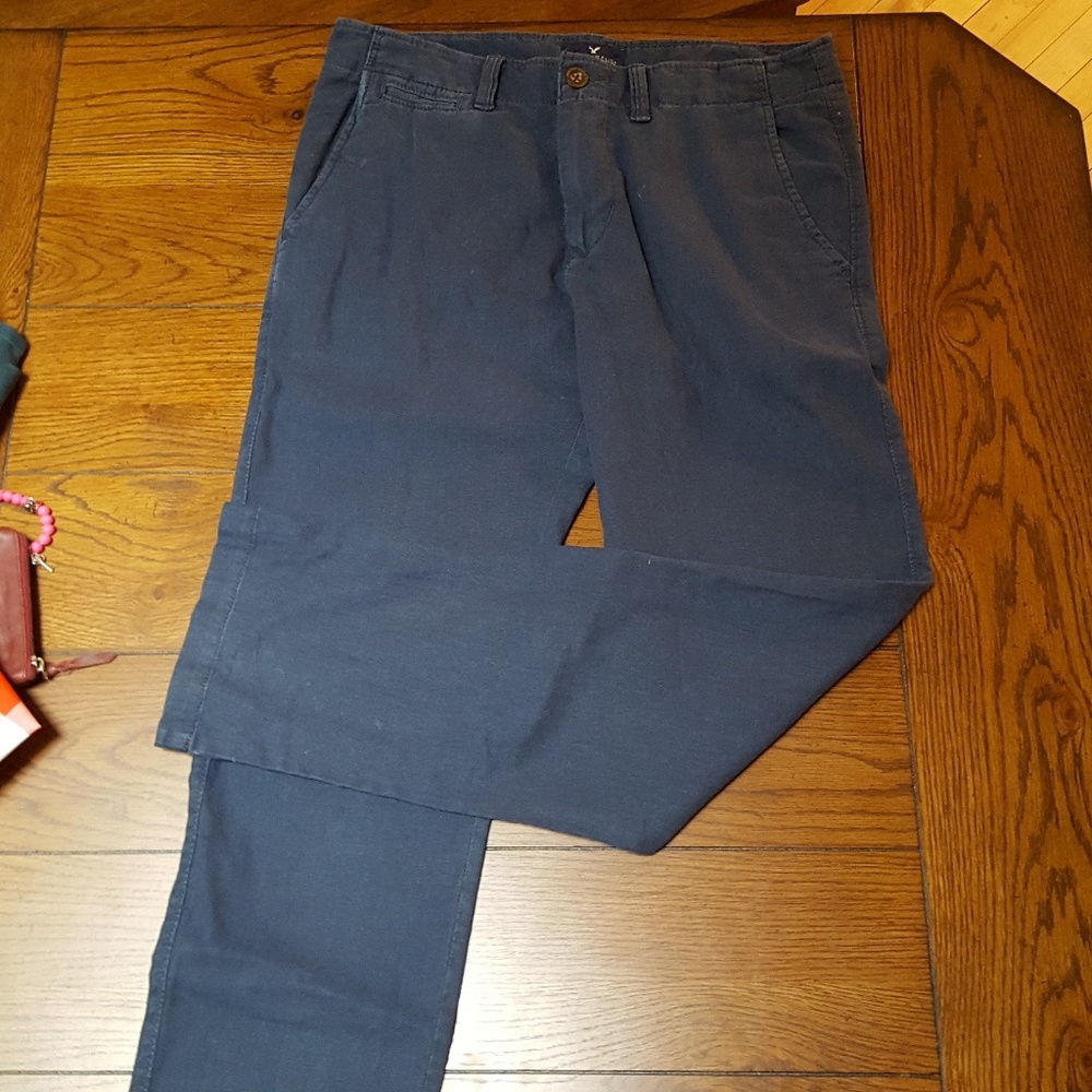 Slim straight casual blue mens pant.